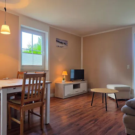 Apartmenthaus Ostseeluft Apartament Lohme